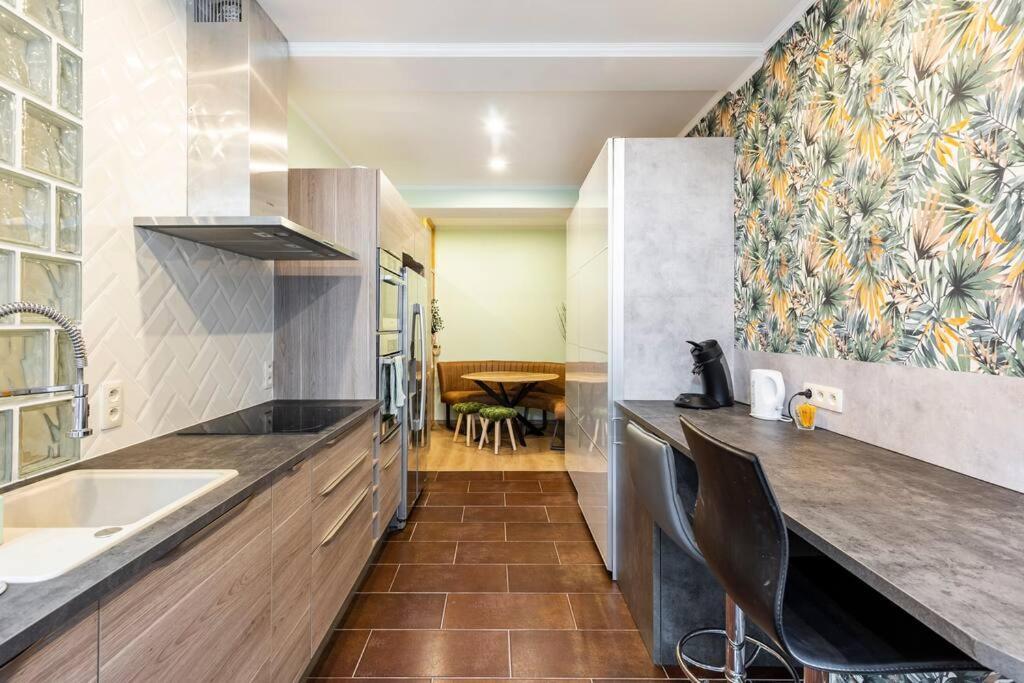 Magnolia Green Garden New And Fully Equipped Bryssel Exteriör bild
